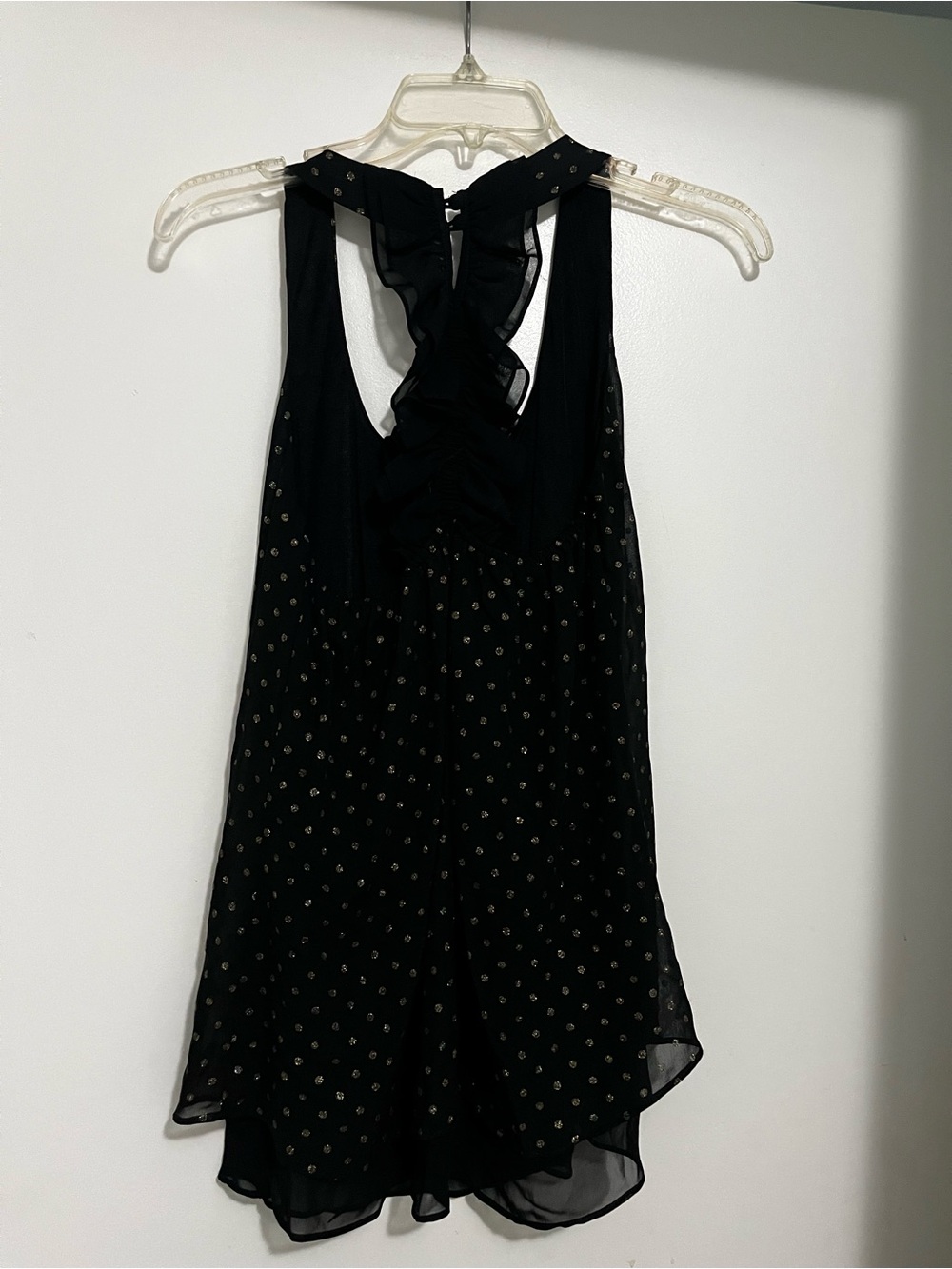 Black Sleeveless Ruffle-Back Shift Blouse- Black - Picture 2 of 2